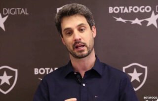 Contrato de Eduardo Freeland com o Botafogo será por toda gestão Durcesio Mello