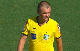 Comentarista, sobre Santos 2 x 1 Botafogo: ‘Erro de arbitragem foi decisivo para o jogo’