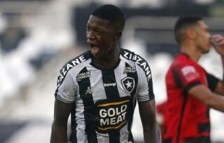Empresário diz não ter negociação em andamento por Matheus Babi, do Botafogo
