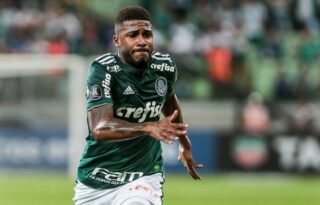 (OFF) Kashiwa Reysol faz proposta ao Palmeiras por Emerson Santos, revelado pelo Botafogo