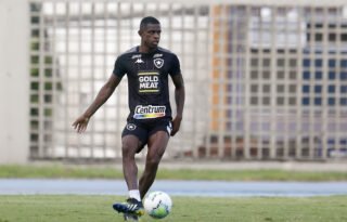 Botafogo oferece Marcelo Benevenuto ao mercado, mas recebe respostas negativas