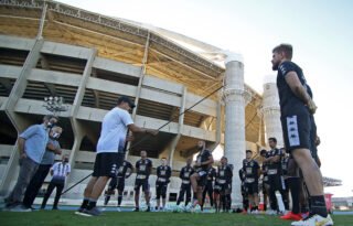 Chamusca comanda primeiro treino no Botafogo; Zé Welison e Rafael Forster voltam; veja fotos