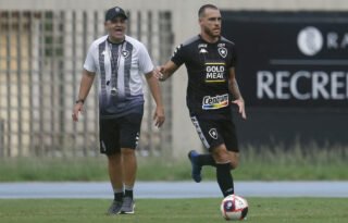 Novo técnico, jovens e teste para Série B: como chega Botafogo para Carioca
