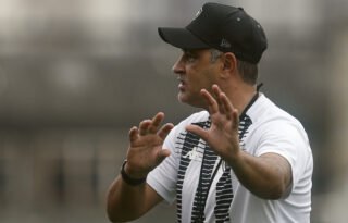 Chamusca faz balanço dos primeiros dias no Botafogo: ‘Ajustes ainda estão no início’