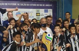 Futsal: Sub-11 do Botafogo/Casa de España vence Flamengo por 4 a 1 e conquista Estadual