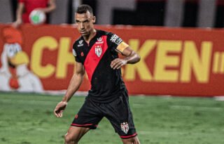 Gilvan tem rescisão oficializada com Atlético-GO e já pode assinar com o Botafogo