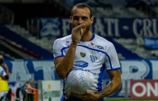 Reforço, Pedro Castro é regularizado pelo Botafogo e pode estrear na segunda rodada do Carioca