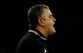 Chamusca diz que ainda não teve oportunidade de trabalhar com Caio Alexandre no Botafogo: ‘Nem sequer foi a campo’