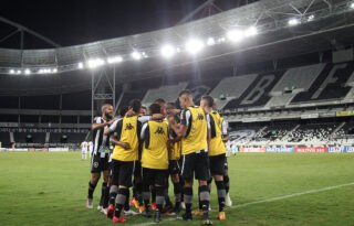 Reforços dão consistência ao Botafogo na primeira vitória no Carioca