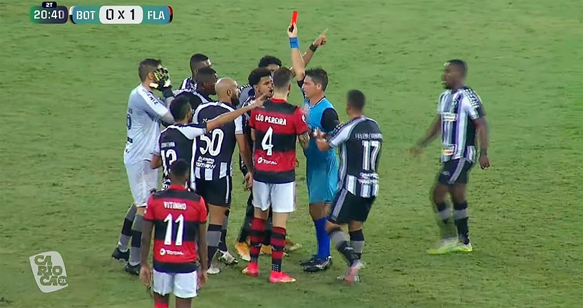 Árbitro Maurício Machado Coelho Junior expulsa Kanu em Botafogo x Flamengo | Campeonato Carioca 2021