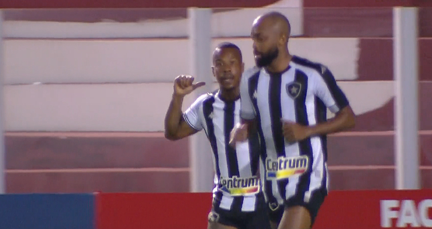 Guilherme Santos e Chay em Vila Nova x Botafogo | Série B do Campeonato Brasileiro 2021