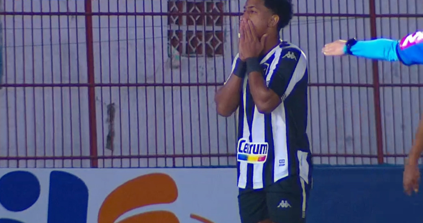Warley em Brusque x Botafogo | Série B do Campeonato Brasileiro 2021