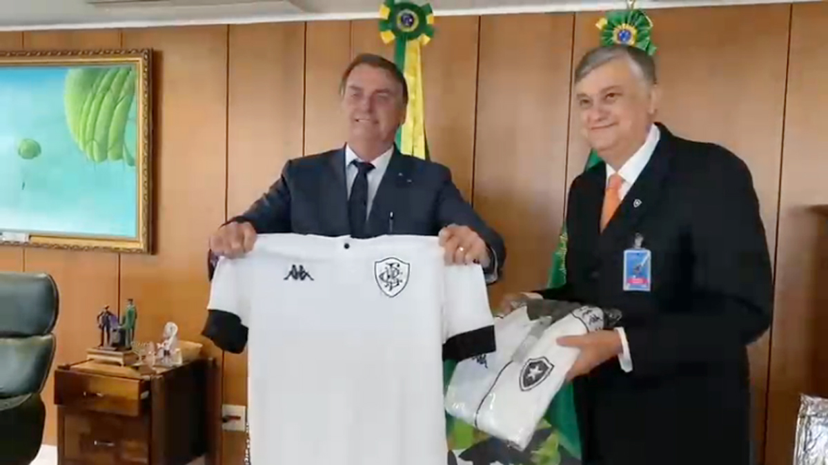 Jair Bolsonaro e Durcesio Mello, presidente do Botafogo