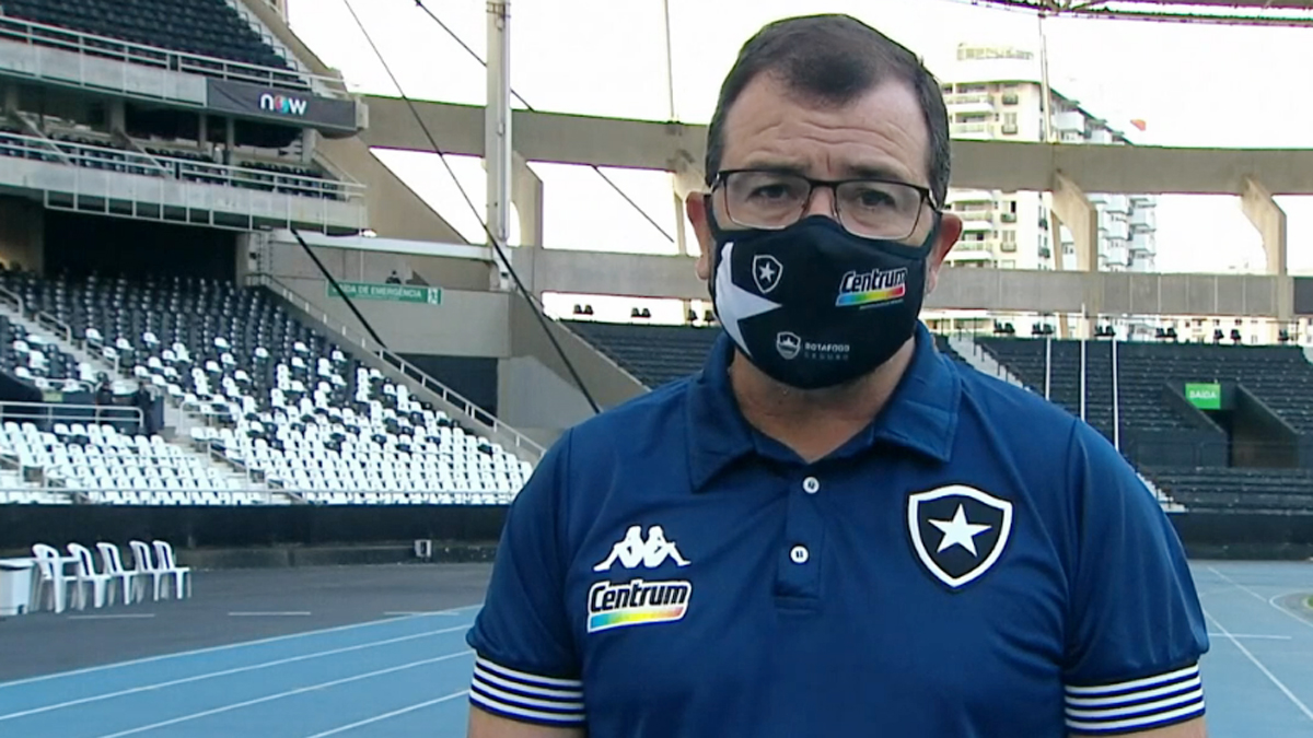 Enderson Moreira em Botafogo x Sampaio Corrêa | Série B do Campeonato Brasileiro 2021