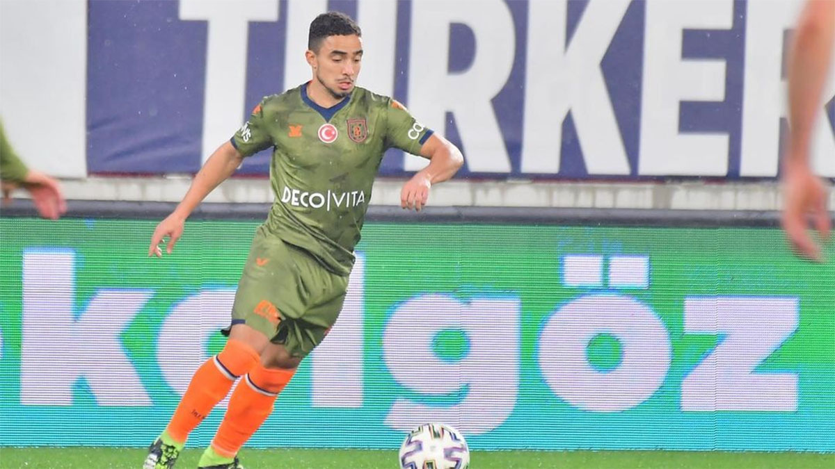 Rafael, ex-Istanbul Basaksehir, negocia com o Botafogo