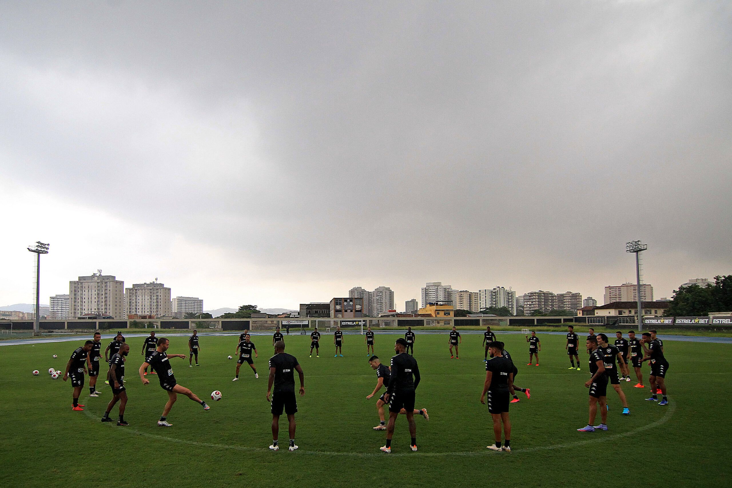 Elenco - Treino do Botafogo