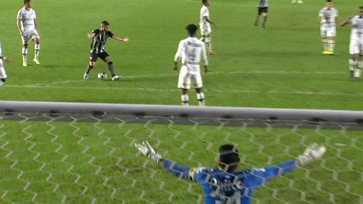Lucas Fernandes em Santos x Botafogo | Campeonato Brasileiro 2022