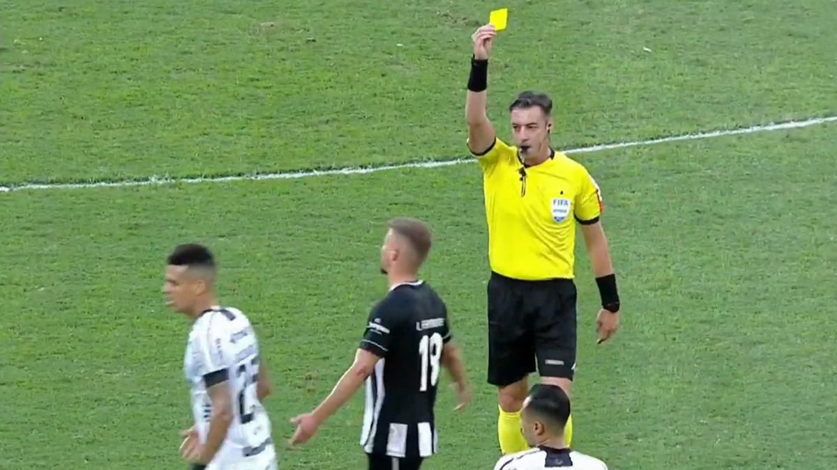 Lucas Fernandes em Botafogo x Ceará | Campeonato Brasileiro 2022