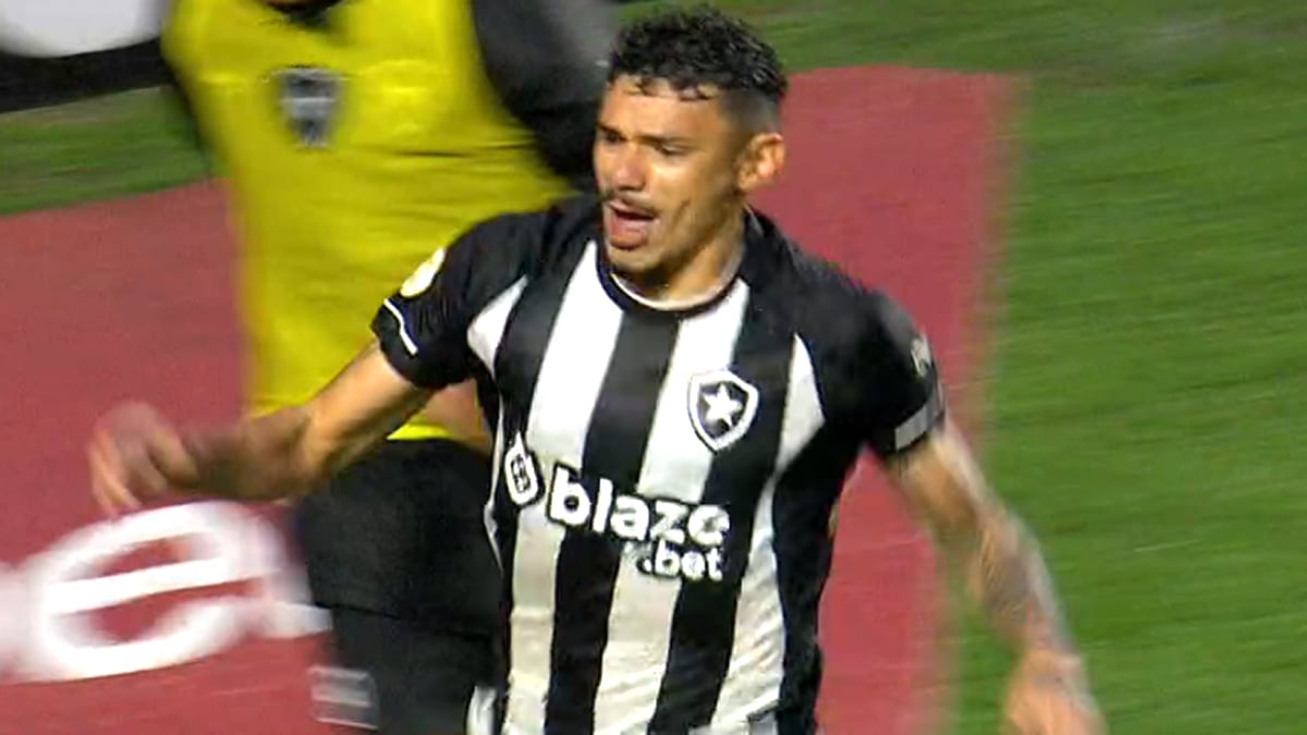Tiquinho Soares em São Paulo x Botafogo | Campeonato Brasileiro 2022
