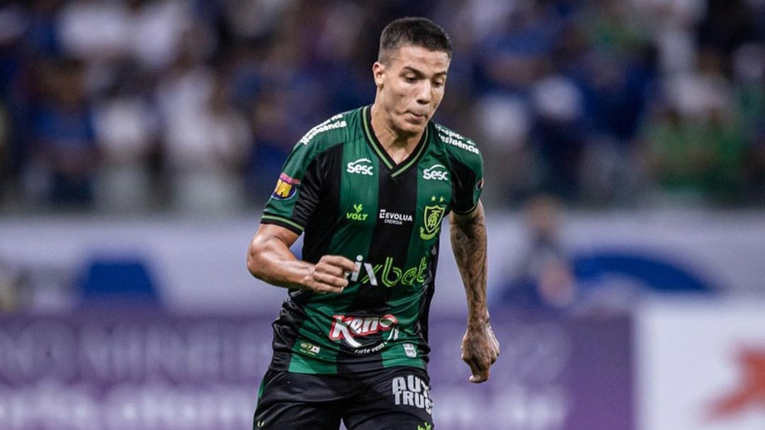 Carlos Alberto, atacante do América-MG