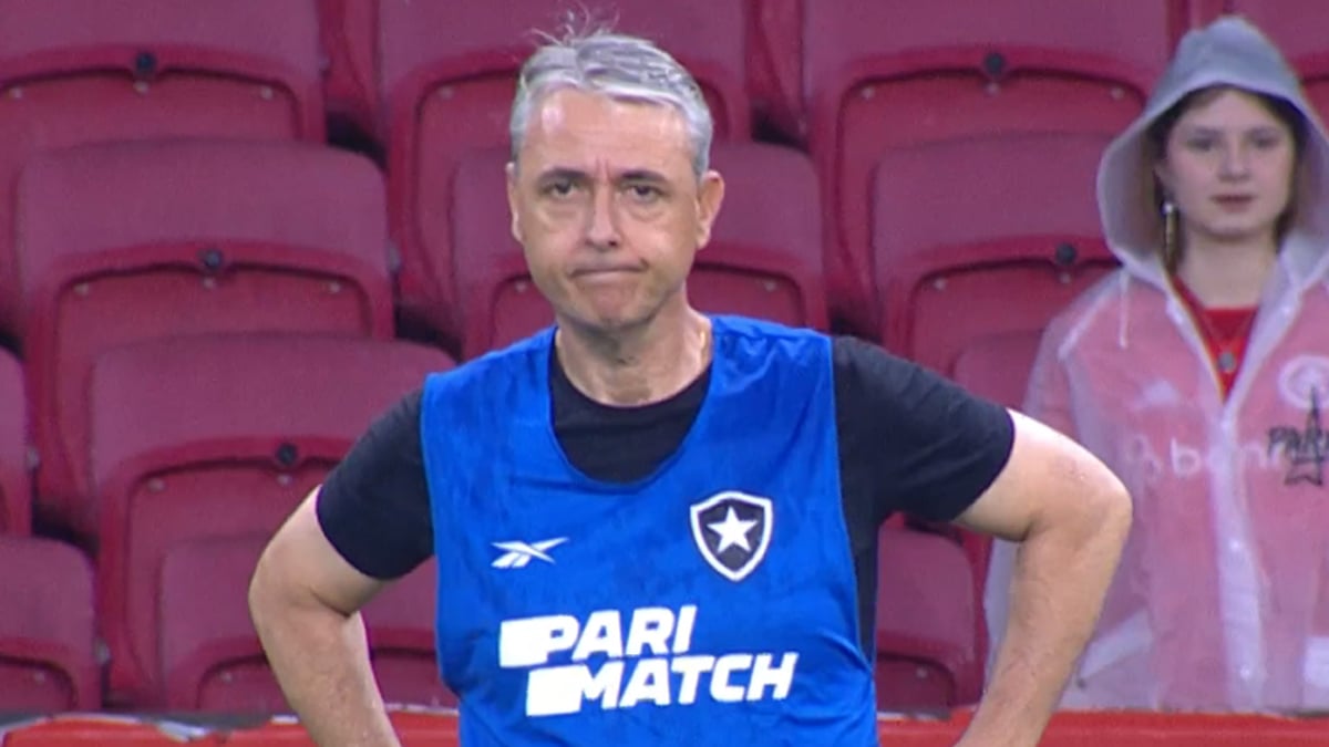Tiago Nunes em Internacional x Botafogo | Campeonato Brasileiro 2023