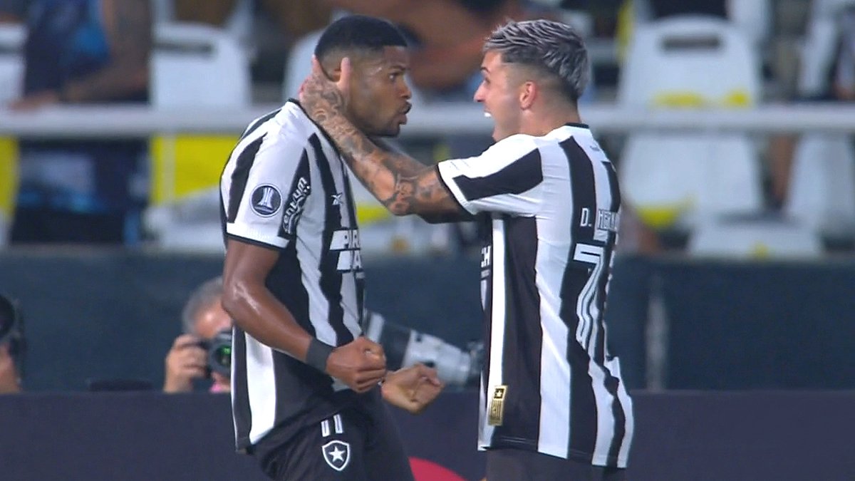 Júnior Santos e Diego Hernández em Botafogo x LDU | Copa Libertadores 2024