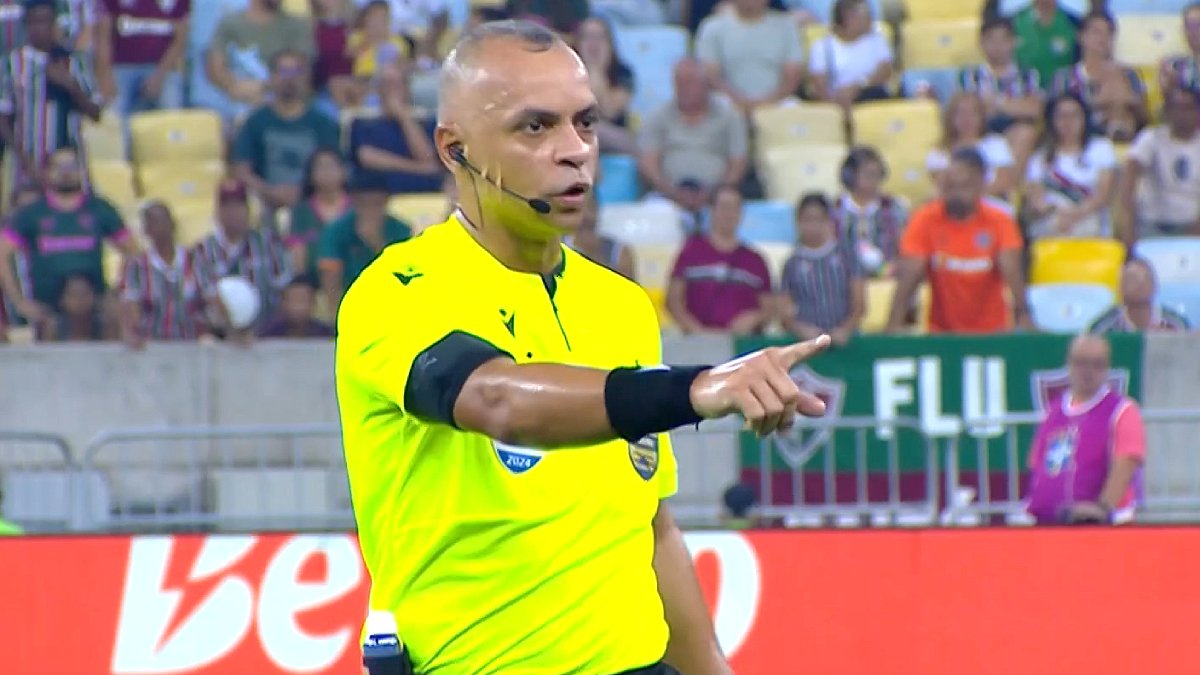 Árbitro Wilton Pereira Sampaio em Fluminense x Botafogo | Campeonato Brasileiro 2024