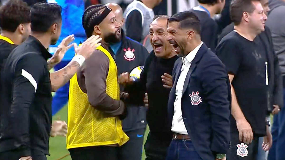Memphis Depay, Ramón Díaz e Emiliano Díaz em Corinthians x Palmeiras | Campeonato Brasileiro 2024