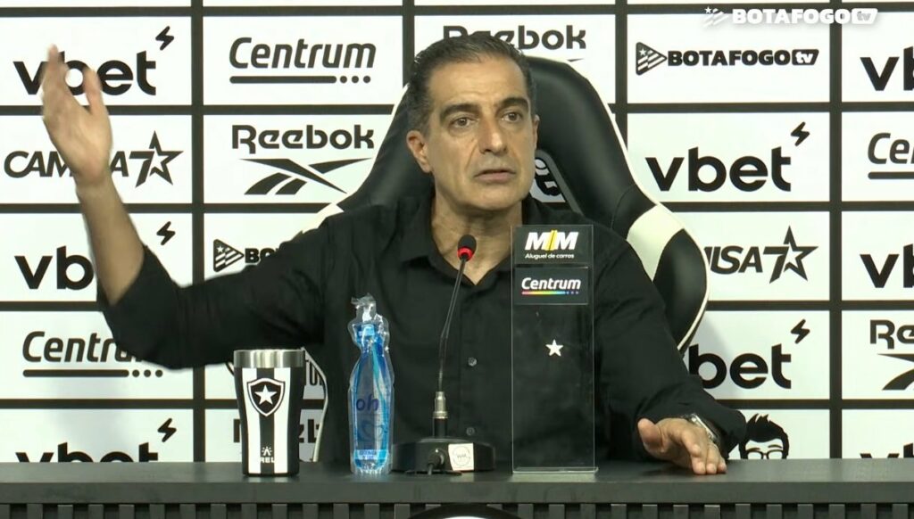 Renato Paiva, do Botafogo