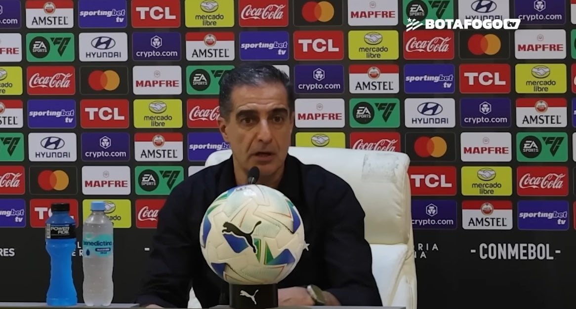 Renato Paiva, do Botafogo