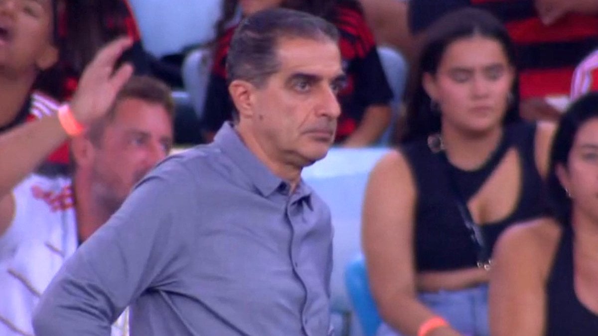 Renato Paiva em Flamengo x Botafogo | Campeonato Brasileiro 2025