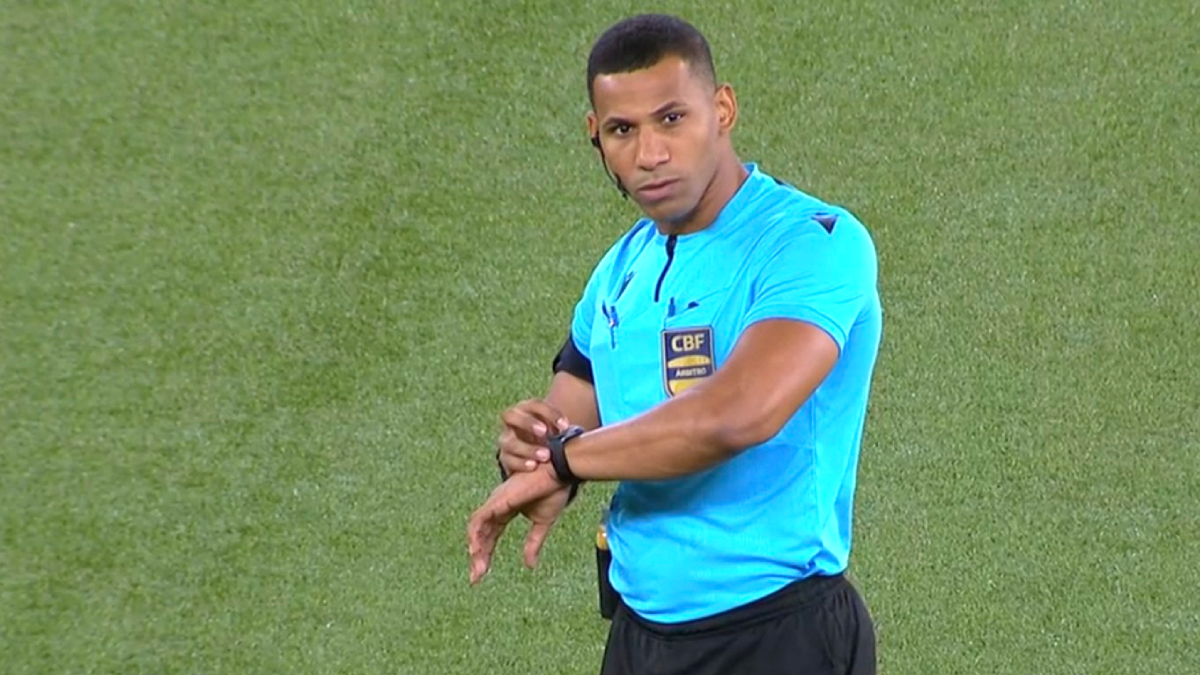 Árbitro Bruno Pereira Vasconcelos em Botafogo x Mirassol | Campeonato Brasileiro 2025