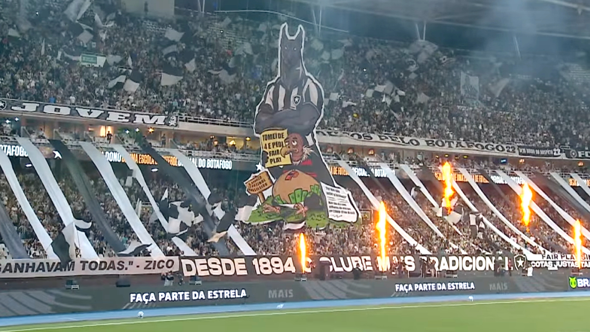 Mosaico da torcida em Botafogo x Flamengo | Campeonato Brasileiro 2025