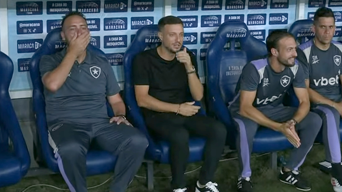 Martín Anselmi em Fluminense x Botafogo | Campeonato Brasileiro 2025